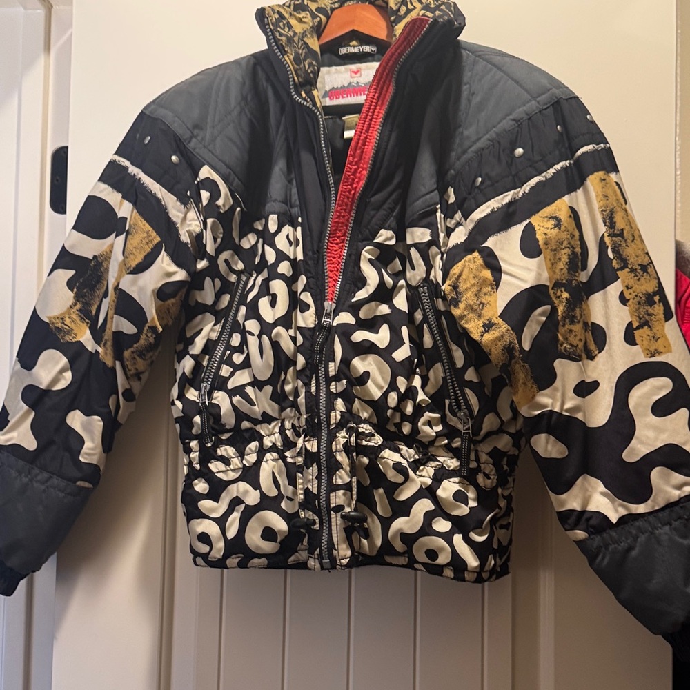 Obermeyer Black and Gold Patterned Ski Jacket